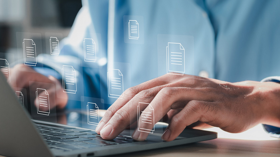 Understanding the Difference Between a Flat-File CMS and a Database-Driven CMS